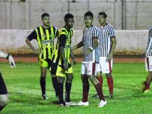 SEGUNDONA: Pancadaria, clássico de 7 gols e festa de camaronês... Que sexta!