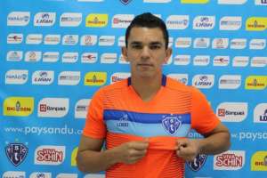 Série B: Edson Ratinho comemora vitória do Paysandu sobre o Vasco