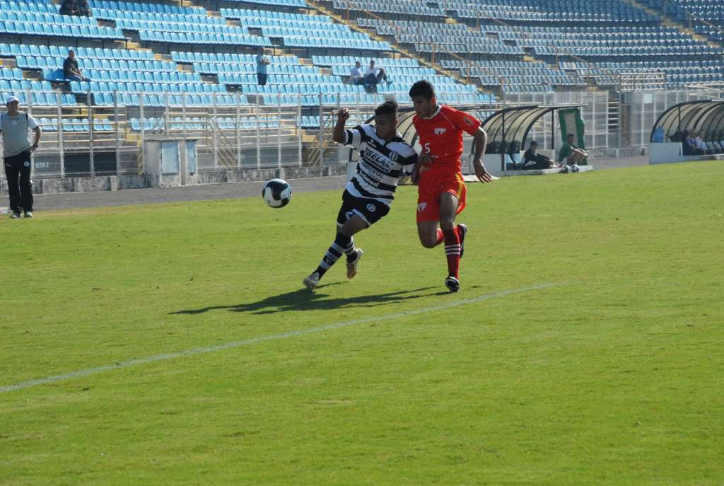 XV de Piracicaba conseguiu sua reabilitação no Paulista Sub 17 ao vencer a Itapirense por 2 a 0 - Divulgação/XV de Piracicaba