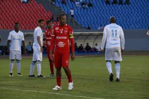 Série B: Cláudio Tencati perde atacante, mas dupla retorna no Londrina