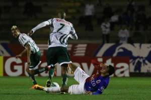 Série B: Martelotte faz mistério, mas Paraná deve ter mudanças no time
