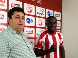 Série B: Náutico apresenta Hugo, que já viaja para enfrentar o Ceará