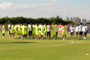 Série B: Na semana do clássico, Léo Condé reforça o time do Goiás