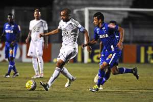 Ponte Preta se fecha e aposta na marcação para se recuperar no Brasileirão