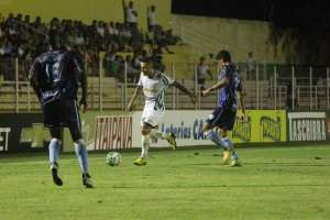 Série B: Sem Tencati, Londrina terá mais desfalques nesta terça-feira