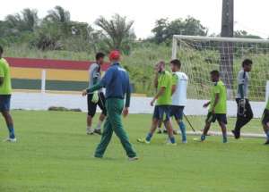 Série B: Sampaio ainda busca o time titular para 'duelo do rebaixamento'