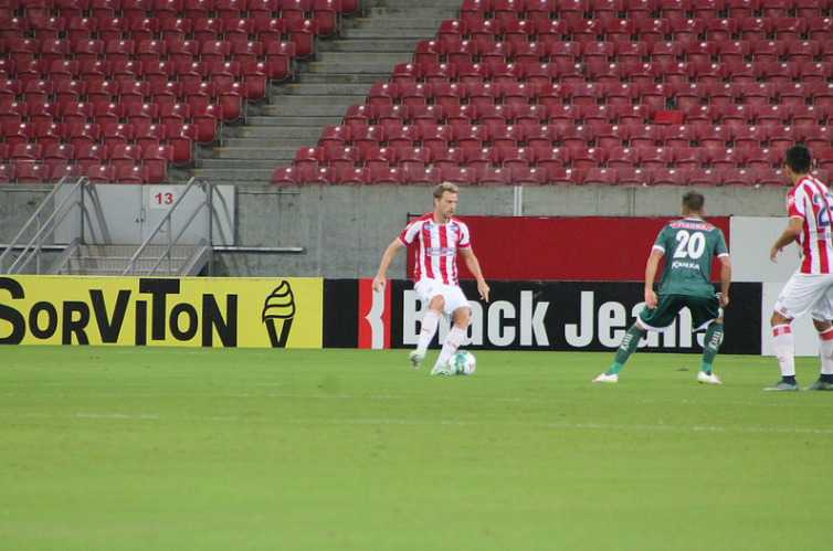 Rafael Pereira foi o destaque da vitória do Náutico contra Luverdense