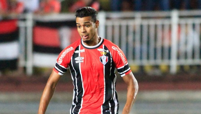 Diego Felipe é o novo reforço do Tombense para a disputa da Série C. (Foto: Divulgação / JEC)