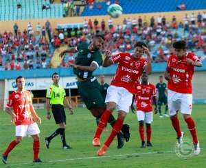 Vila Nova-GO 1 x 0 Tupi - Reabilitação de um lado e falta de sorte de outro na Série B