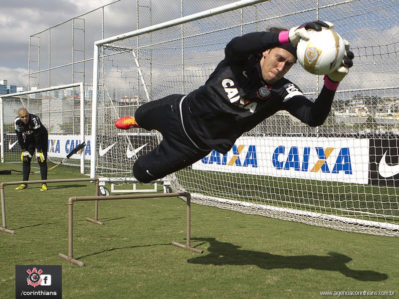 Cristóvão Borges desfaz dúvida e define Cássio como goleiro titular do Corinthians