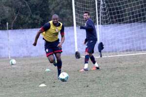 Série B: Zagueiro do Joinville, Rafael Donato pode encarar o Sampaio Corrêa