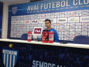 Série B: Com sequência invicta do Avaí, volante Luan valoriza período de folga