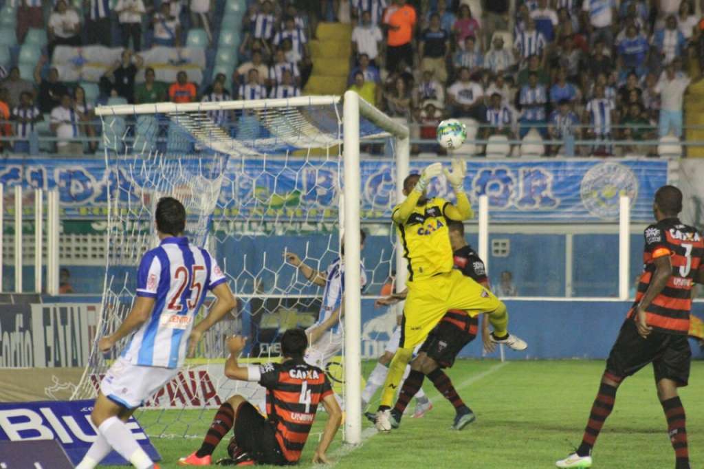 Paysandu vem de oito jogos sem levar gols na temporada e tenta aumentar a marca