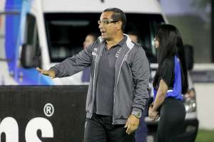 Série B: Zinho mata a saudade de ser técnico e comemora vantagem do Vasco