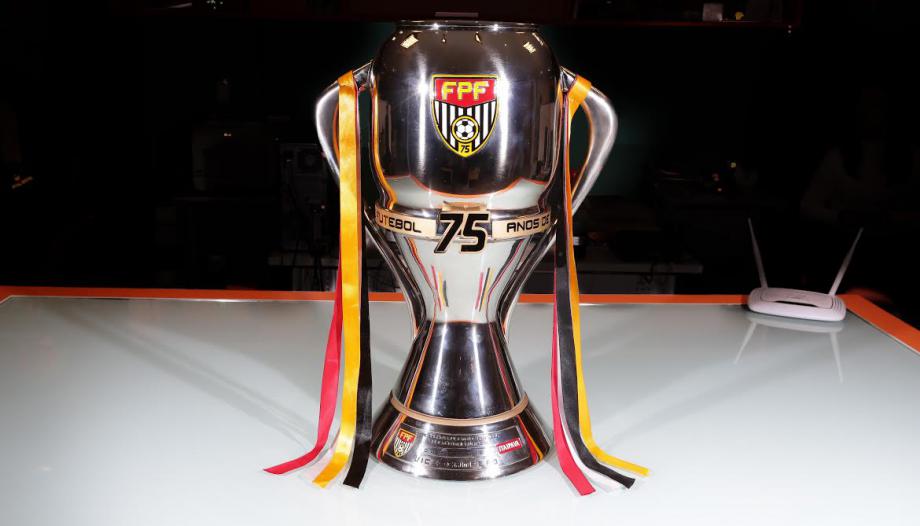 SUPERSHOPPING OSASCO RECEBE EXPOSIÇÃO DA TAÇA DO VICE-CAMPEÃO PAULISTA GRÊMIO OSASCO AUDAX