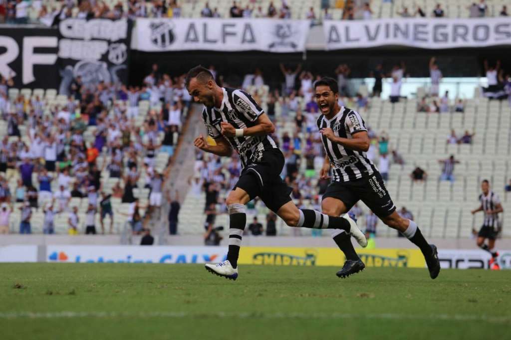 Ceará nunca perdeu para o Criciúma atuando como mandante