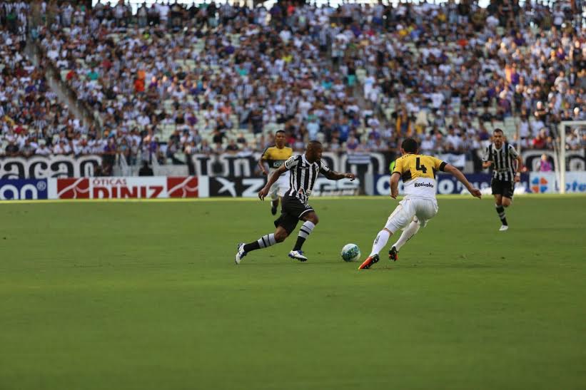 Criciúma lutou, mas não passou pelo Ceará - Aleckson/cearasc