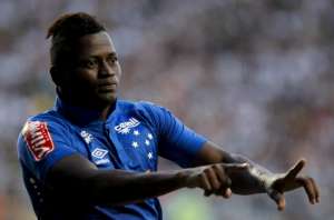 Riascos se desculpa com Cruzeiro e pode estar de saída para Vasco