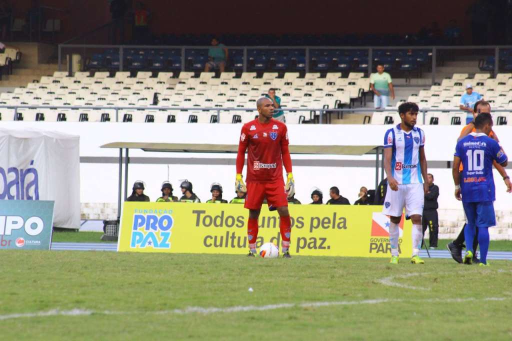 Com dois gols de falta na carreira, Emerson também pode ajudar lá na frente - Fernando Torres/Paysandu SC