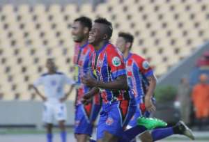 Série B: Dono do pior ataque, Sampaio Corrêa mira Gileard, atacante do Maranhão