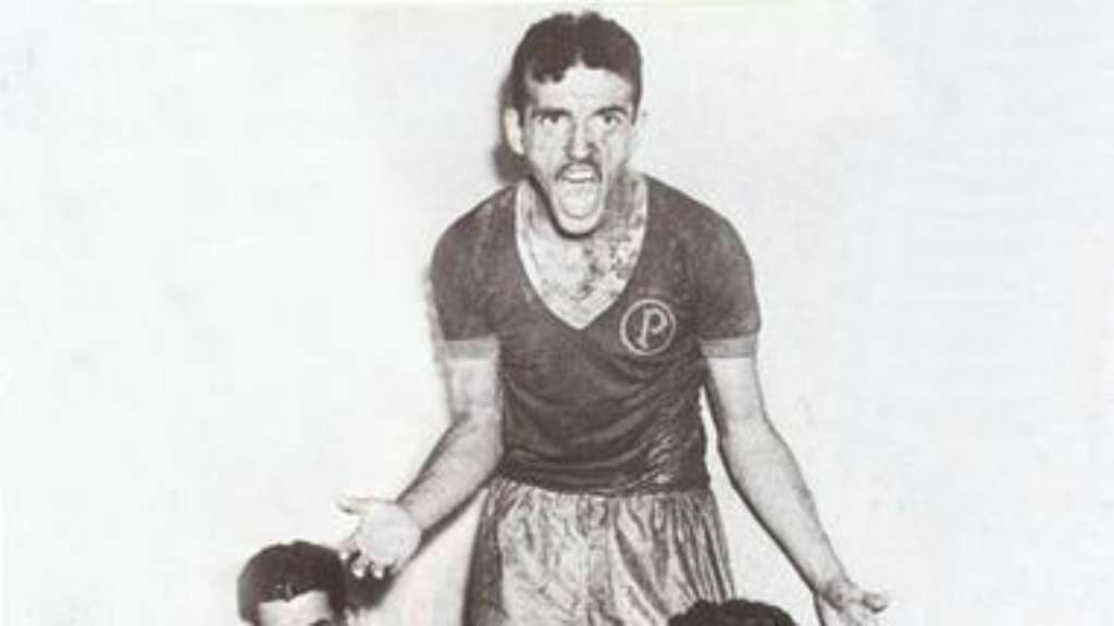  Jair motivando jogadores no 