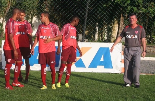 Mazola Júnior vem realizando um grande trabalho no comando do CRB