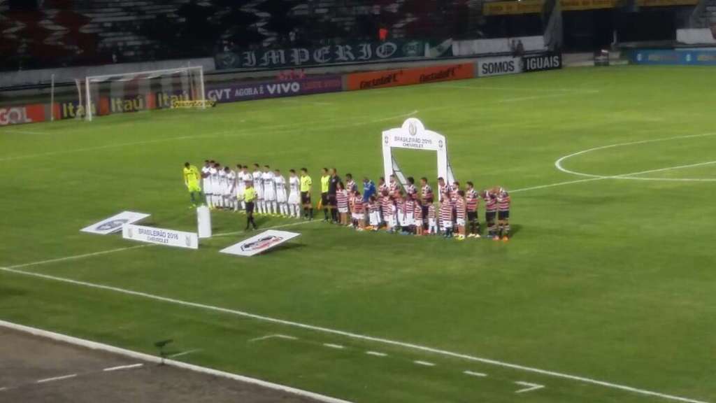 Com gol de Kleber, Coritiba vence o Santa Cruz e deixa a zona de rebaixamento