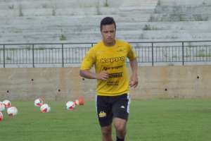Série B: Criciúma ganha volta de lateral Marlon para encarar Vasco