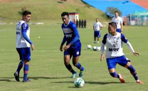 Série B: Guto Ferreira faz mistério, mas testa o Bahia mais defensivo
