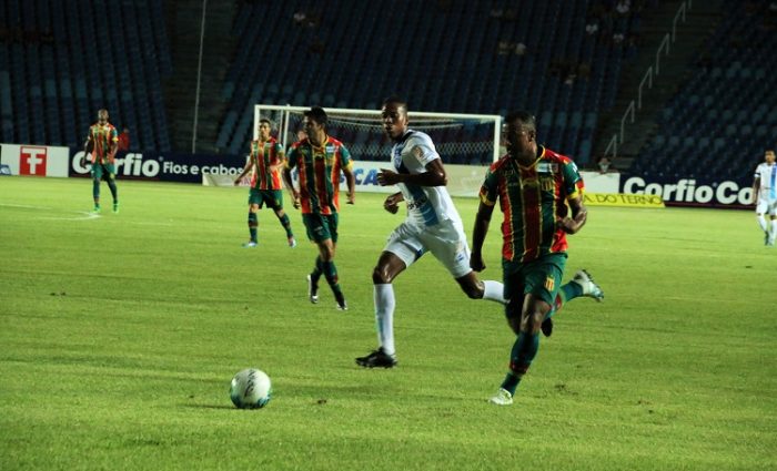 Sampaio sonha com a reabilitação na Série B