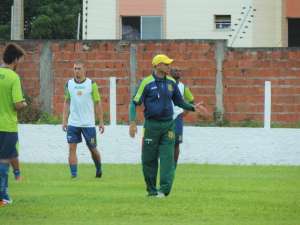 Série B: Sampaio deve aproveitar folga para avaliar situação de Wagner Lopes