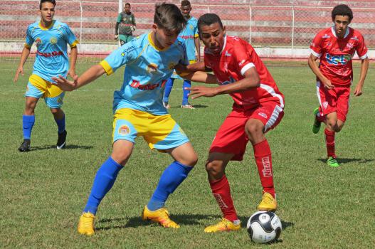 Equipe juvenil do Noroeste perdeu para o Araçatuba na estreia da segunda fase (Foto: Bruno Freitas/Noroeste)