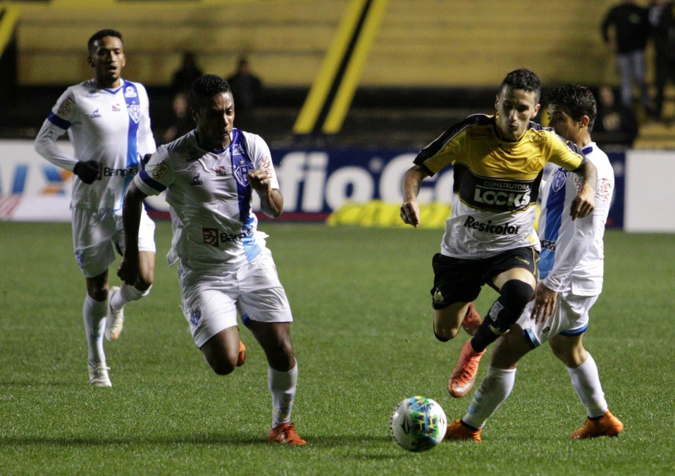 O Criciúma não conseguiu impor o ritmo diante do Paysandu e conheceu a primeira derrota em casa  - Caio Marcelo/Criciúma 