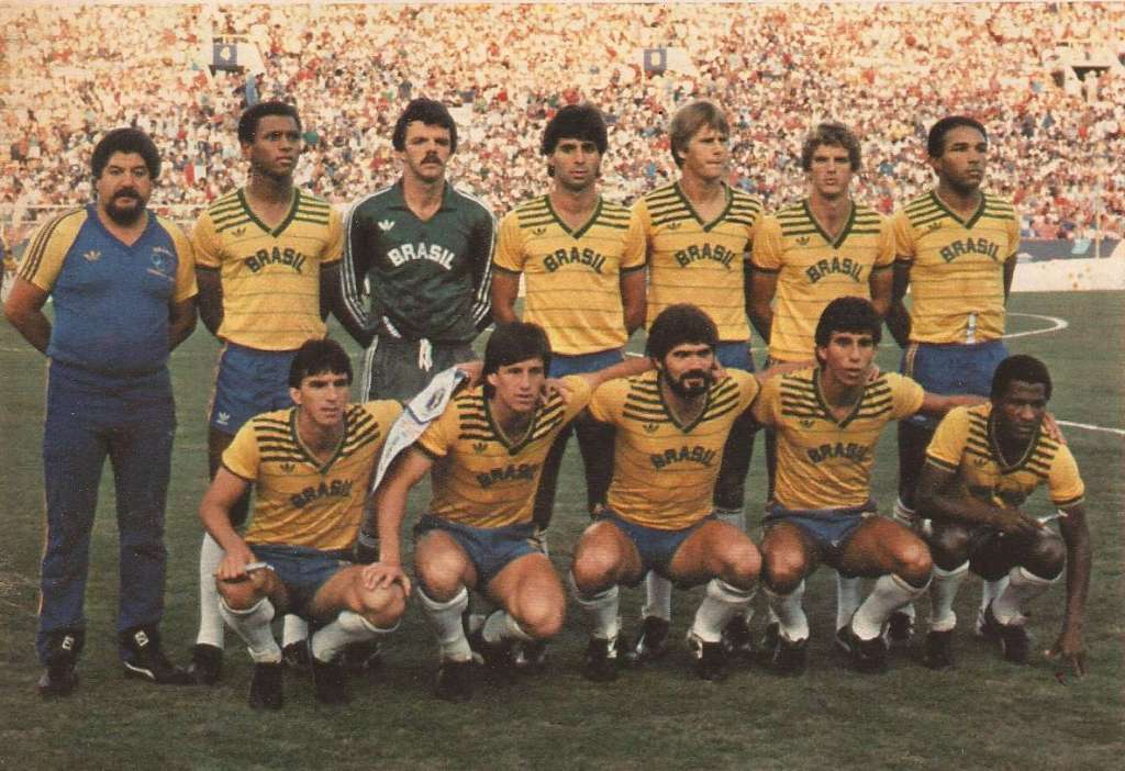 1984: a primeira medalha do futebol brasileiro em Jogos Olímpicos (Foto: Getty Images) 