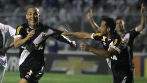 Série C: Guarani não desiste e espera resposta do Vasco para anunciar Leandrão