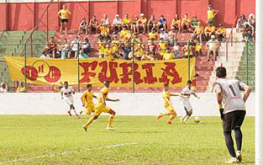 Jabaquara reencontra ex-treinador Axel (Foto: litoralesportivo.com)