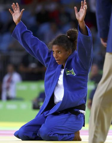 A judoca Rafaela Silva ganhou primeira medalha de ouro para o Brasil