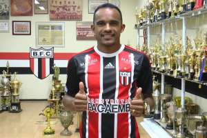 Série C: Especulado no Juventude, atacante dispensado do Joinville acerta com Botafogo-SP