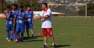 Série B: Elenco do Vila Nova-GO já retorna atividades com Guilherme Alves