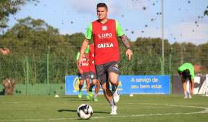 Paysandu e Criciúma disputam Jocinei, ex-Corinthians e hoje no Figueirense
