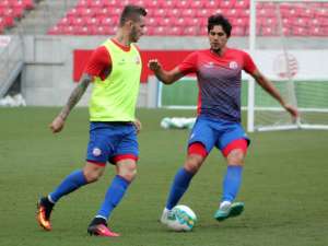 Série B: Igor Rabello e Léo Pereira disputam vaga na zaga do Náutico