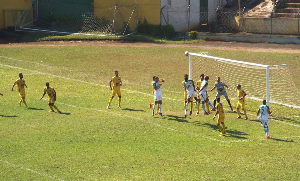 Jabaquara encara o XV de Jaú (Foto: Tiago Pavini)