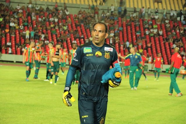 O próximo adversário do Sampaio Corrêa será o Vasco da Gama e nessa partida o goleiro Rodrigo Ramos irá comemorar um número inédito no clube