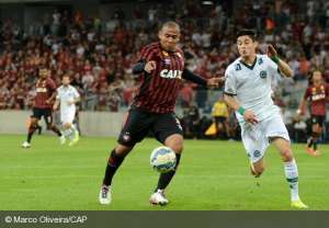 Série B: Goiás fica a detalhes de anunciar retorno de Walter, do Atlético-PR