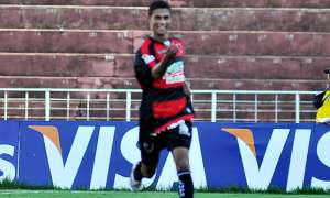 Série B: Na mira do Guarani, Ricardo Bueno sequer é relacionado no Oeste