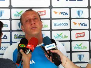 Série B: Recuperado de lesão, Marquinhos volta ao time do Avaí