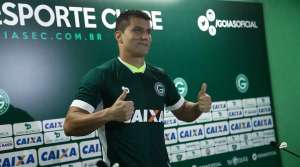 Série B: Goiás apresenta lateral e Goiás continua sem Léo Gamalho