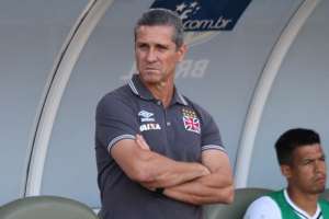 Série B: Jorginho assume culpa por tropeço do Vasco, que ainda segue líder