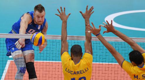 Vôlei do Brasil para os adversários nas quadras
