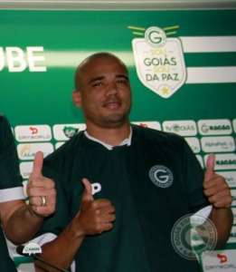 Série B: Adriano elogia atuação do Goiás diante do Londrina: “Time guerreiro”